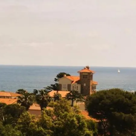 A St Aygulf * Frejus